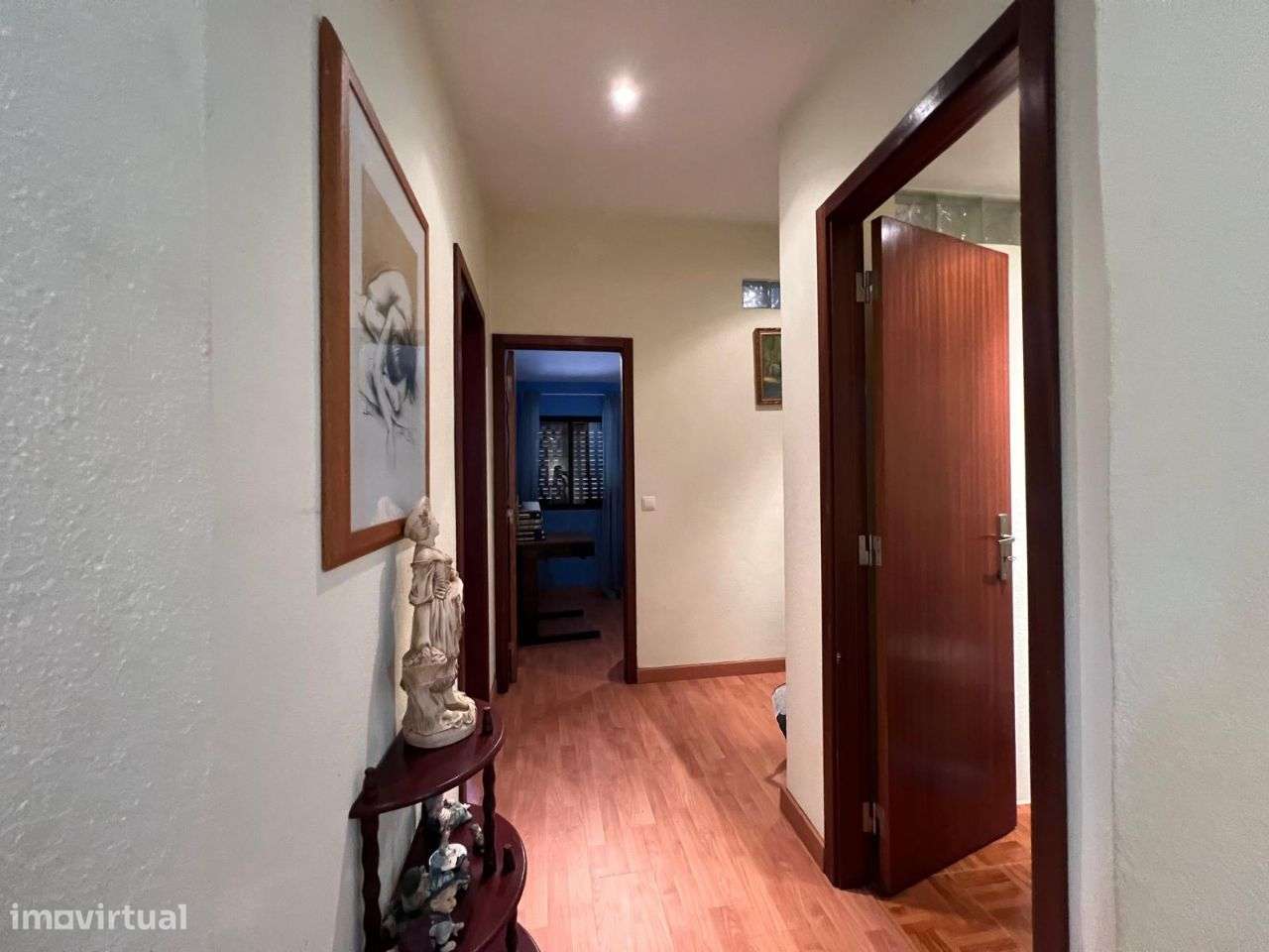 Vende-se moradia V3 na Amadora - Grande imagem: 4/20