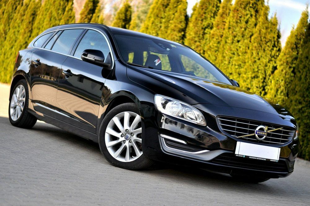 Volvo V60 I D3 Summum 2014