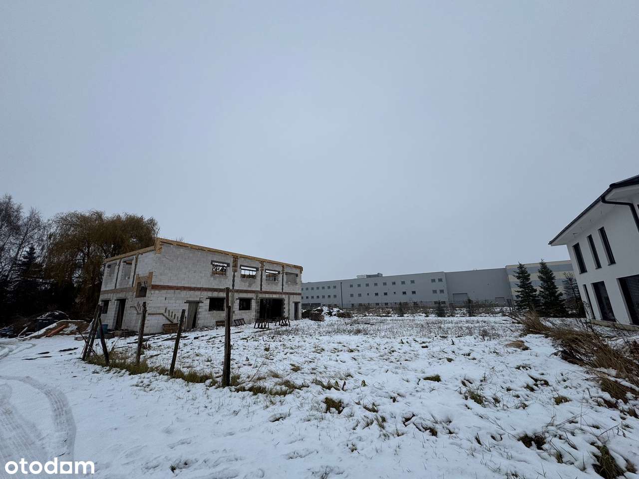 Działka budowlana 721 m² w cichej okolicy - Pełny obrazek: 4/6