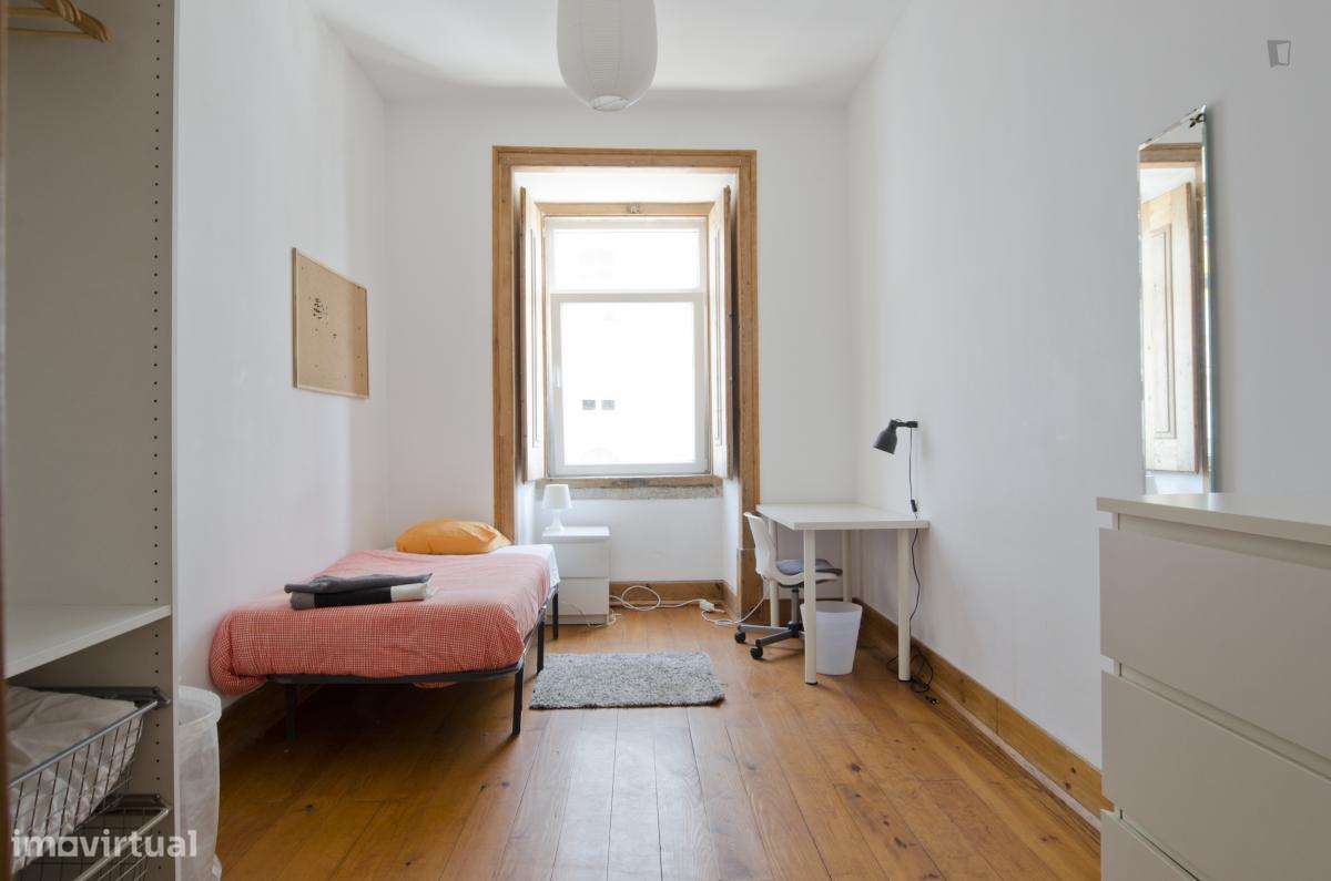 Quarto - localizado em Santa Apolónia Lisbon - Grande imagem: 5/10