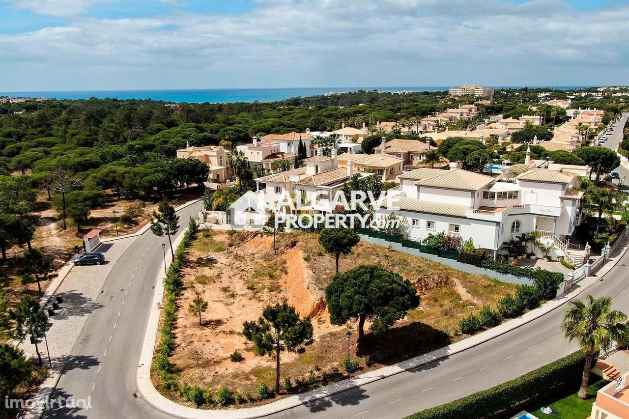 VARANDAS DO LAGO - Lote de terreno entre Vale Lobo e Quinta do Lago pe