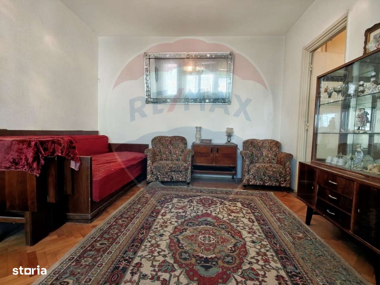 Apartament cu 2 camere  nerenovat, de vânzare în zona 1 Mai-0