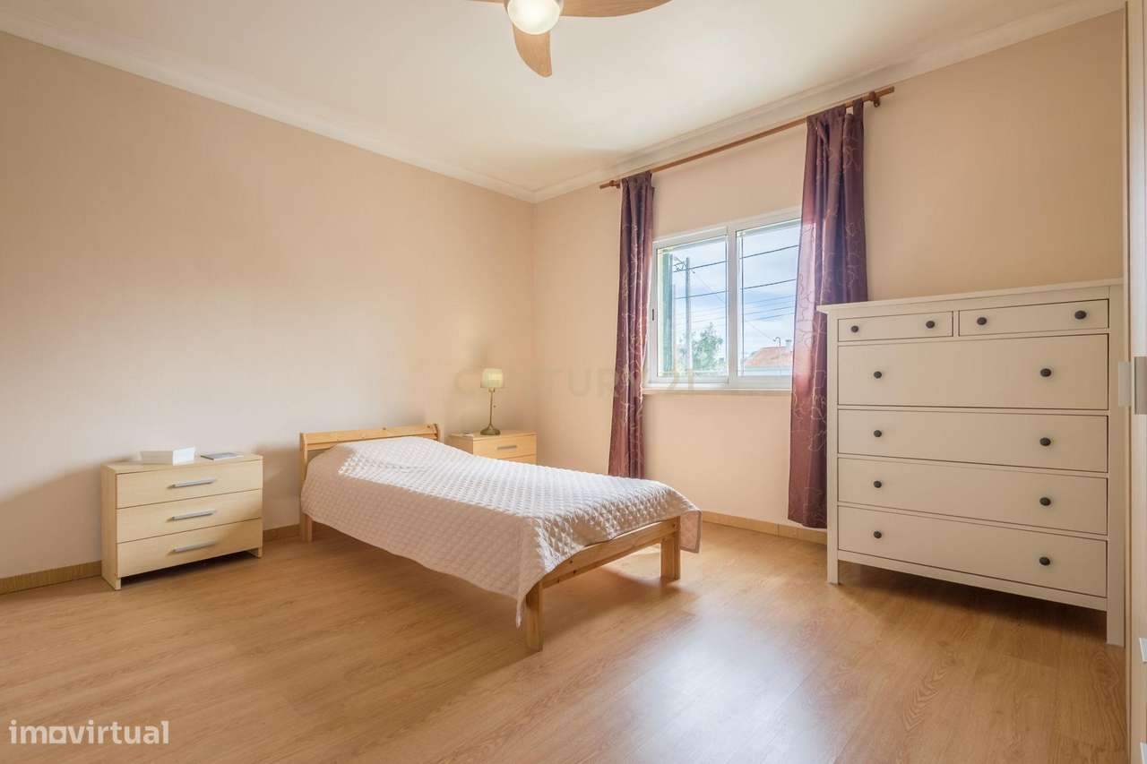 Moradia T5 - Venda do Alcaide - Grande imagem: 5/19