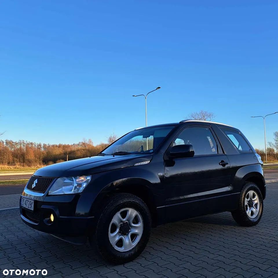 Suzuki Grand Vitara 1.6 De luxe - 1