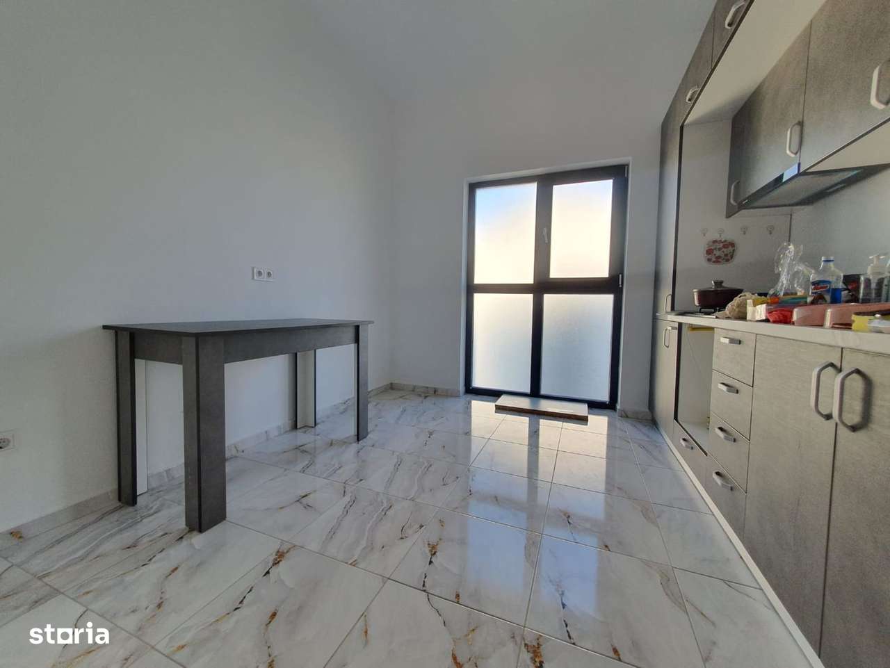 Intabulat, 2 camere decomandate, bloc tip vilă, Sânpetru - Imagine principală: 5/14