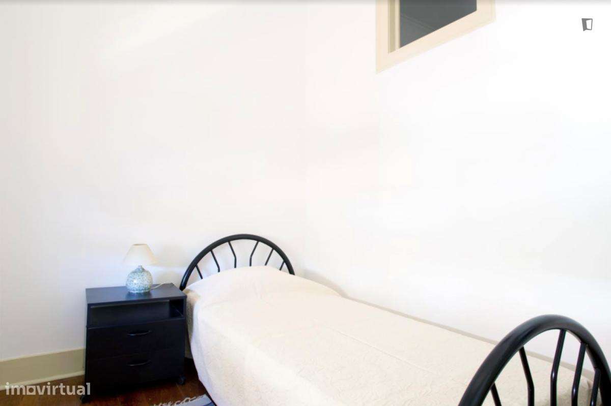 Apartamento com 3 quartos - localizado em Intendente Lisbon - Grande imagem: 3/10