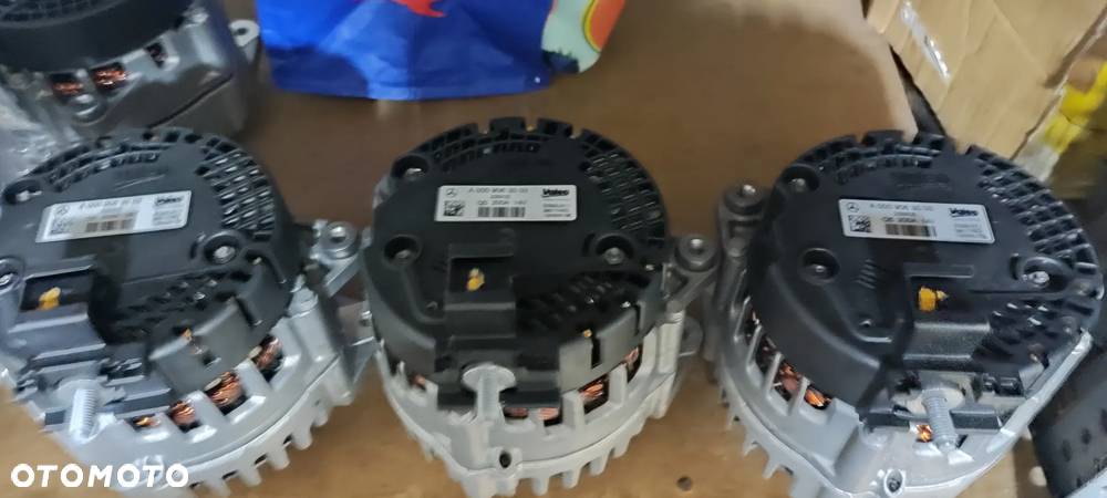 Alternator Oryg. Mercedes 200A A00090630 Nówka !! Idealne03 Nówka - 1