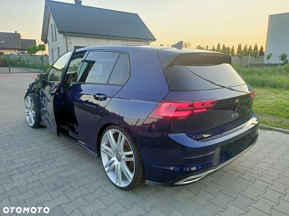 Volkswagen Golf 1.4 GTE Plug-In-Hybrid DSG - 5