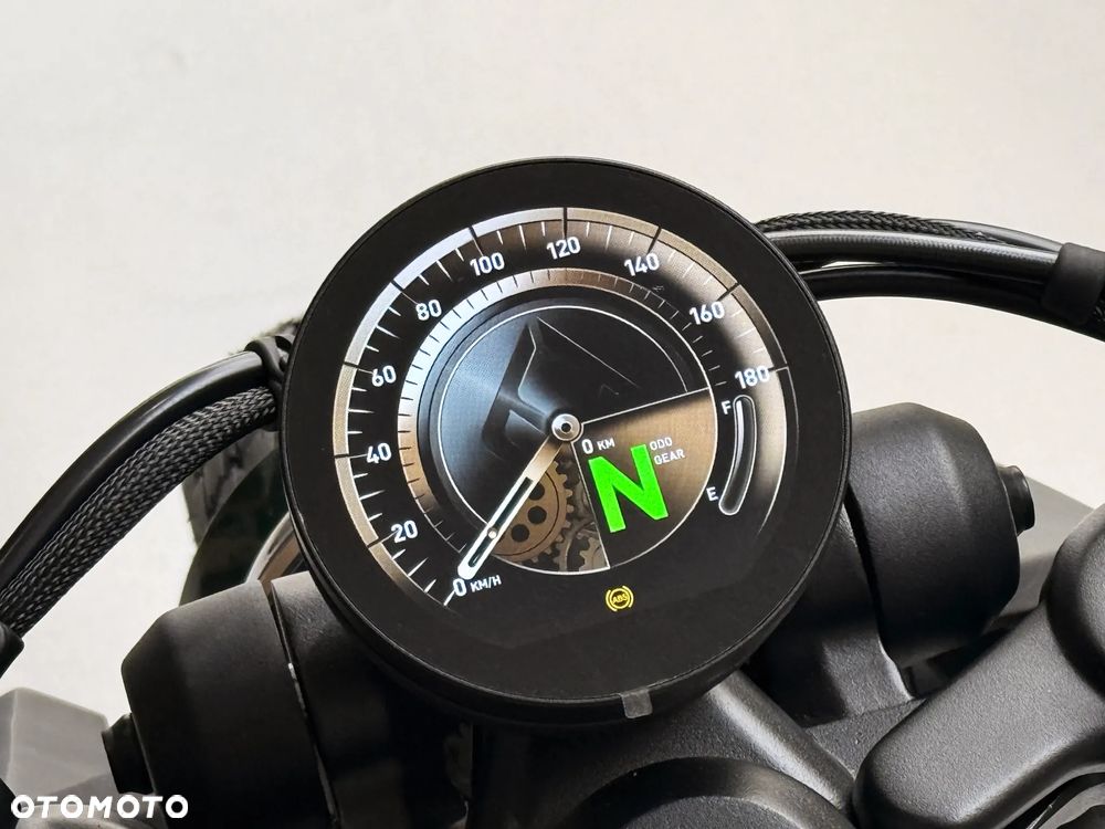 Benda Napoleon-250 0.3 Benzyna 26 KM — zdjęcie 7