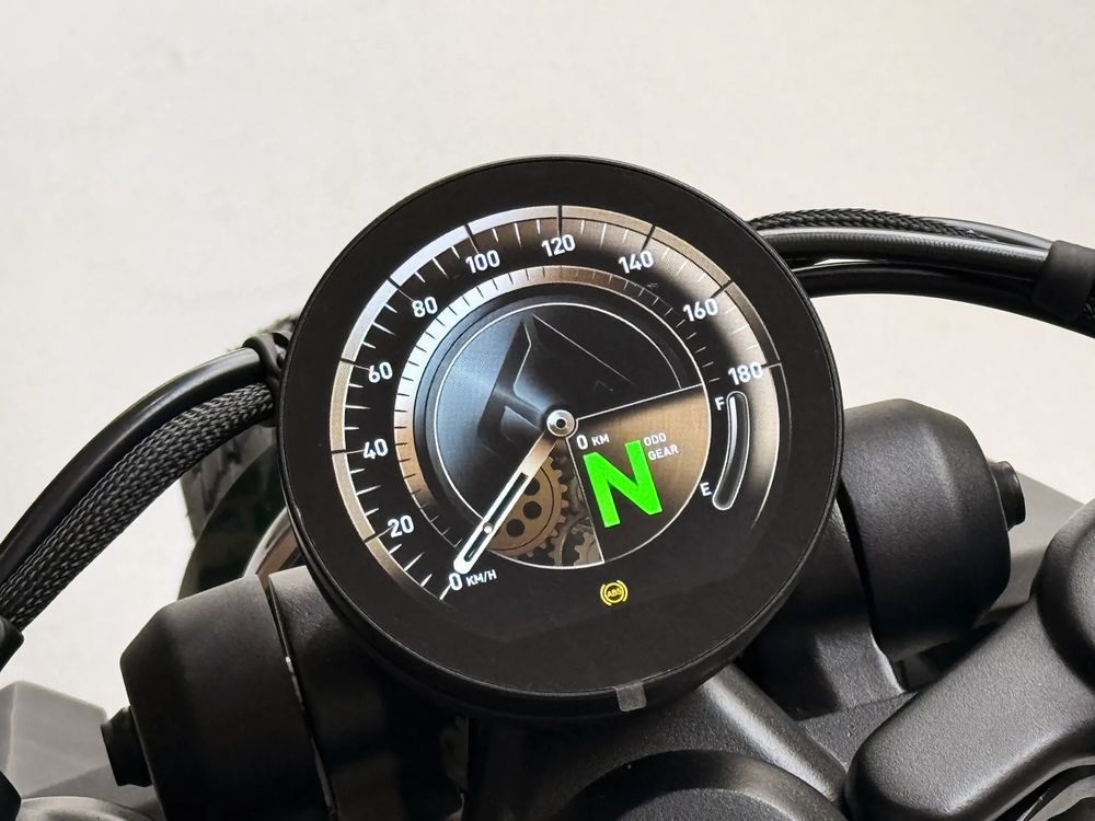Benda Napoleon-250 0.3 Benzyna 26 KM — zdjęcie 7