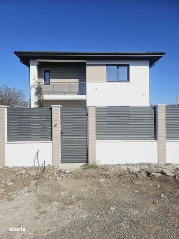 Casa/Vila Parter + 1Etaj/4 camere/Com.Berceni/Comision 0%-3