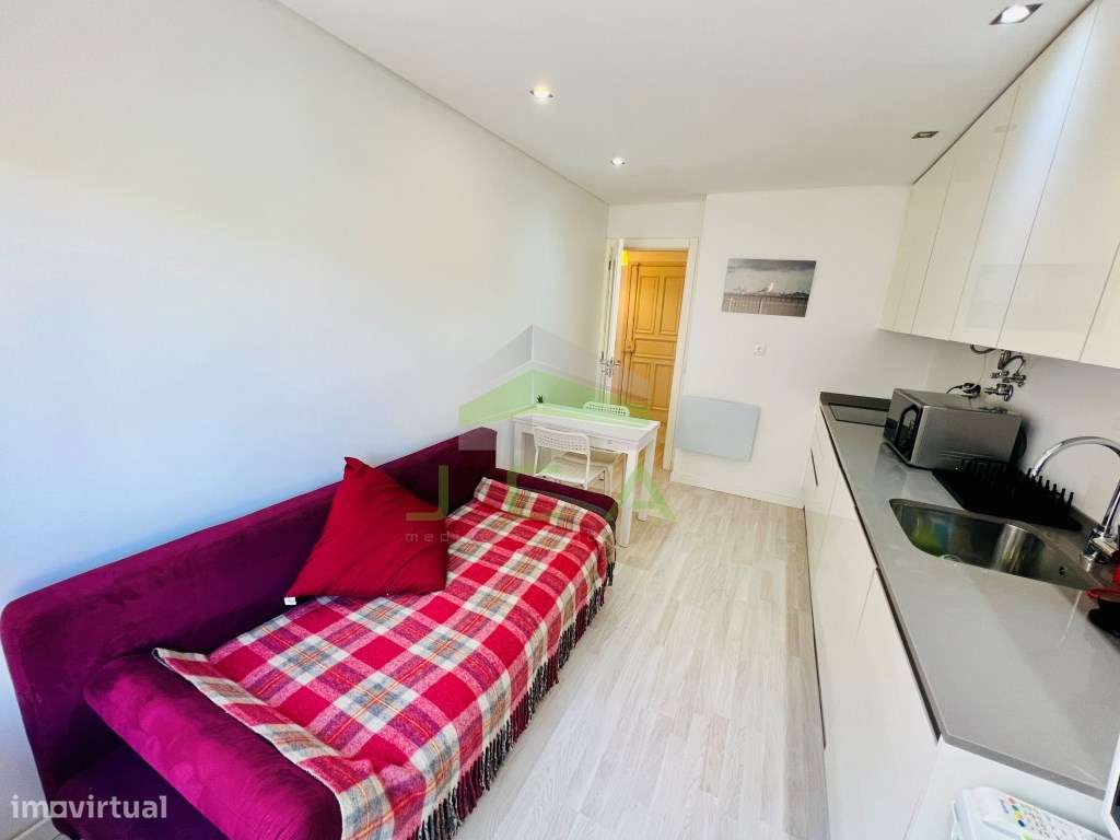 Apartamento T1 totalmente mobilado e equipado-5