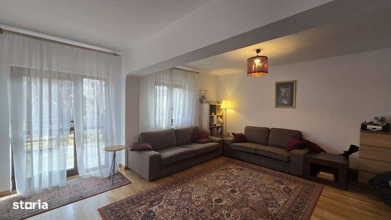 De vanzare Casa de vacanta Breaza-13