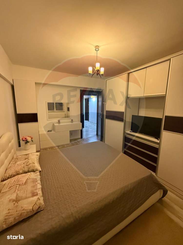 Apartament cu 3 camere de închiriat în zona Calea Bucuresti - Imagine principală: 5/9