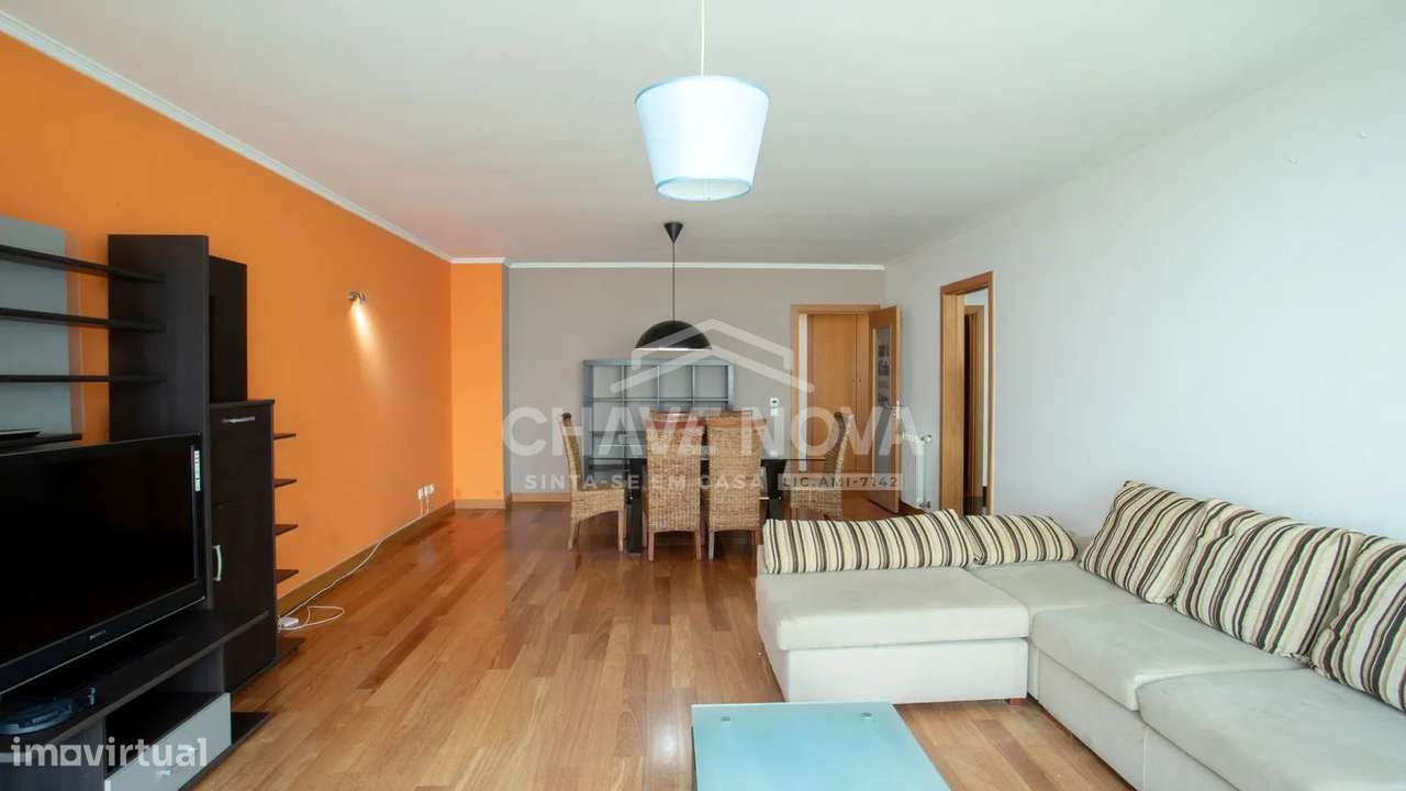 Apartamento T2 com garagem Box em Espinho (250m praia) - Grande imagem: 5/36