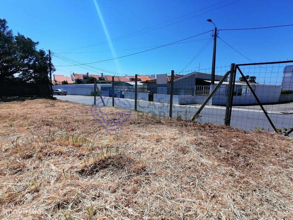 Venda de terreno urbano em São Félix da Marinha, próximo a Praia de Br - Grande imagem: 4/14