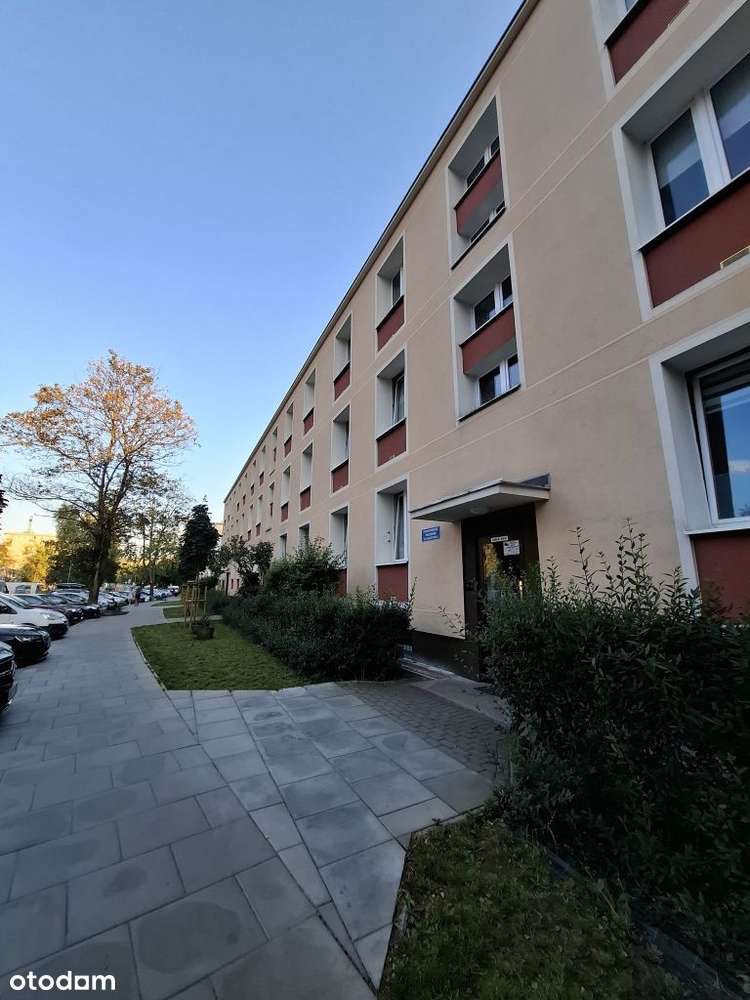 Kawalerka z potencjałem aranżacyjnym-9