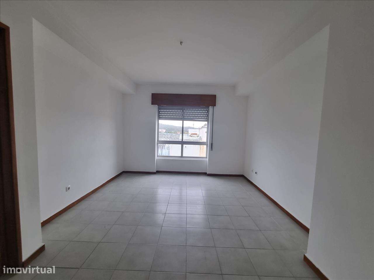 Apartamento T3 Outurela - Carnaxide - Grande imagem: 4/20