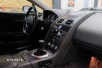 Aston Martin V8 Vantage - 13