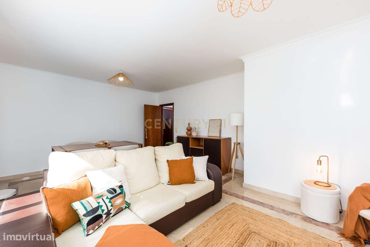 Espaçoso T3 Santa Clara - Grande imagem: 4/28