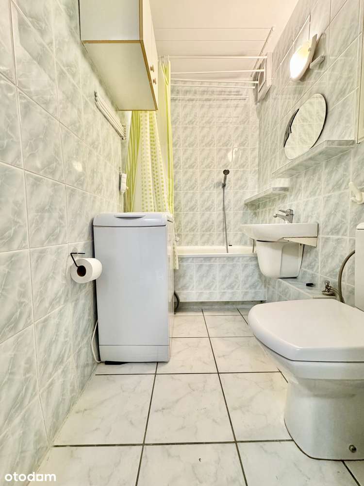 Przestronna kawalerka z oddzielną kuchnią do własnej aranżacji-6