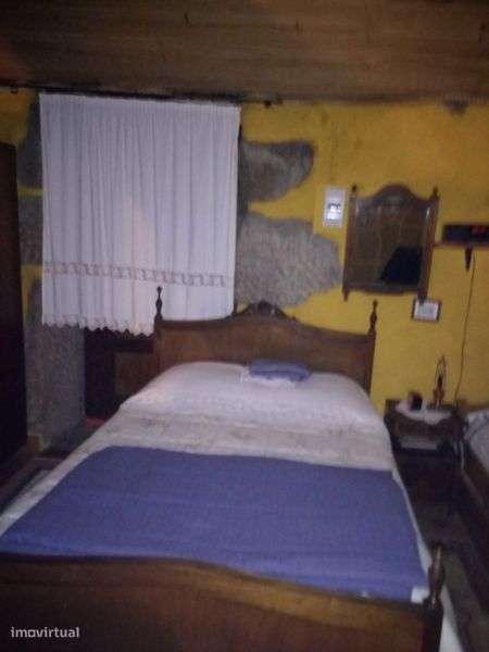 VENDE-SE Propriedade rural em Ferreiros de Tendais Cinfães - Grande imagem: 4/11