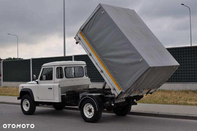 Land Rover Defender 110 2.4 TD4 E - 3