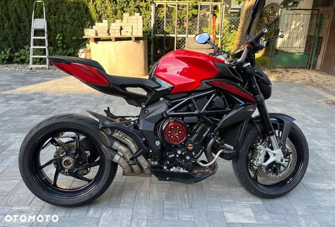 MV AGUSTA Brutale - 2