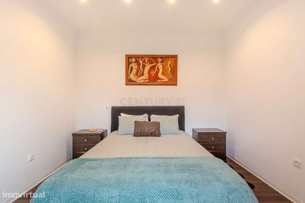 Apartamento de dois quartos em condomínio com piscina e jardim – Pátio-6