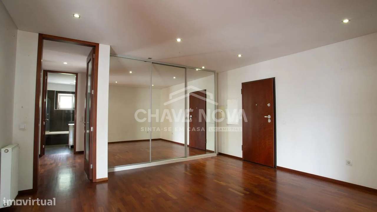 Apartamento T3 Praça das Flores - Bonfim - Porto-8
