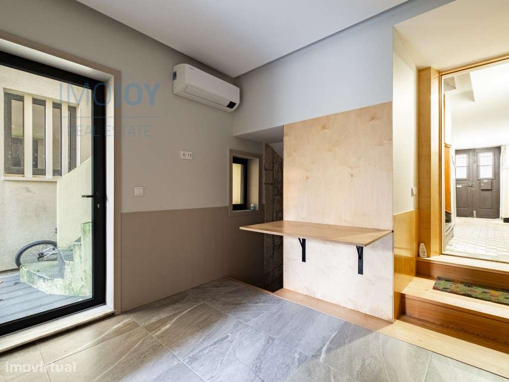 Apartamento T1 para Venda na Rua Miguel Bombarda no Porto-8