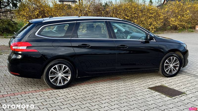 Peugeot 308 130 e-THP Stop & Start Allure - 23