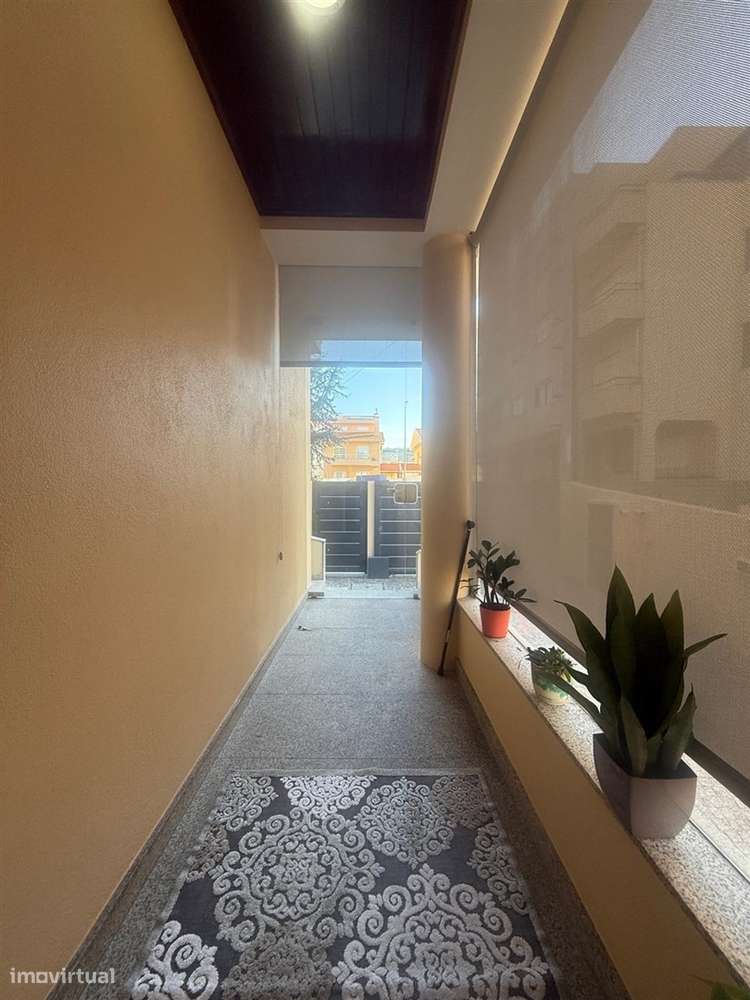 Fabulosa Moradia T3 em Canidelo – Próximo da Praia, com Terraço e Gara - Grande imagem: 4/47