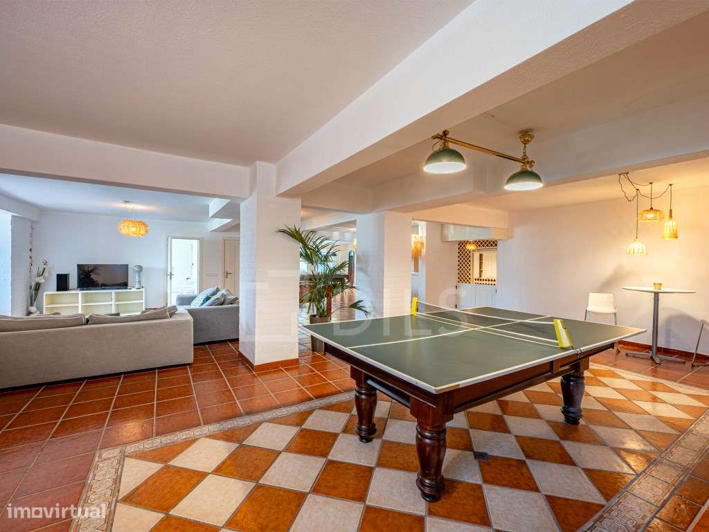 Moradia T6+1 em Soltróia, junto à praia, com piscina-32