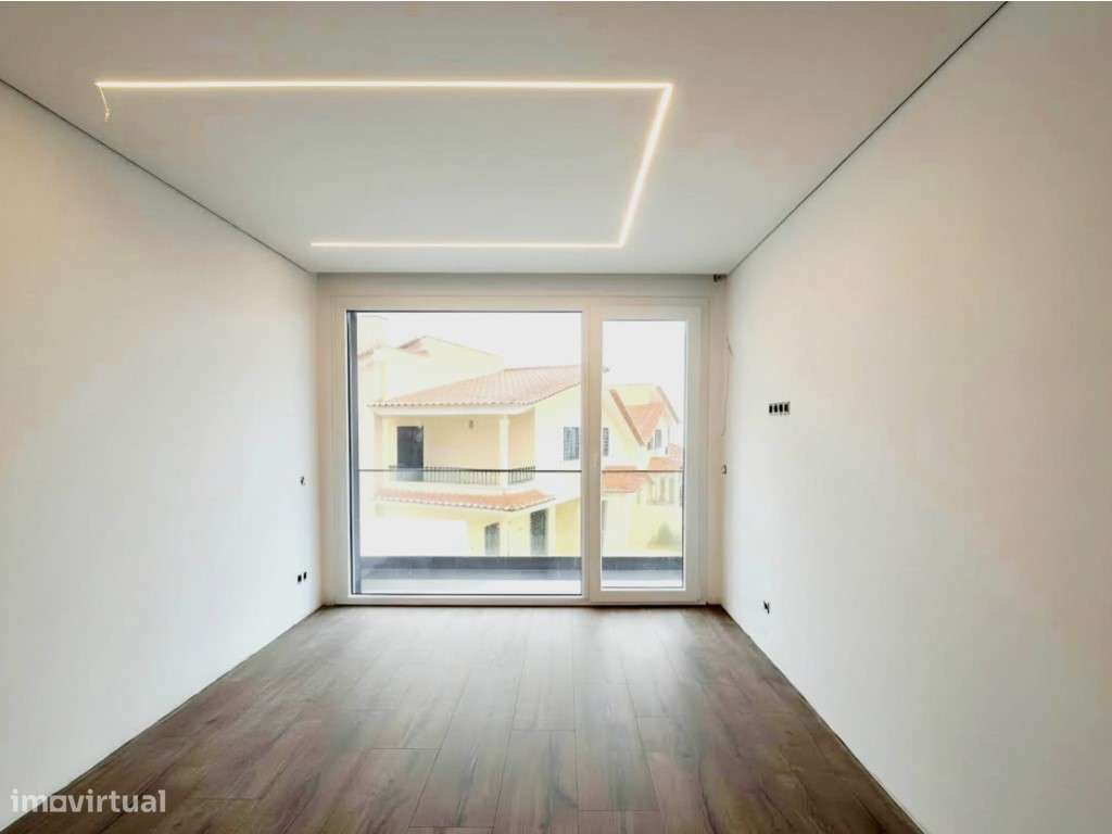 Moradia T2 +1, Contemporânea com Piscina Rua de Conímbriga, Zambuja...-38