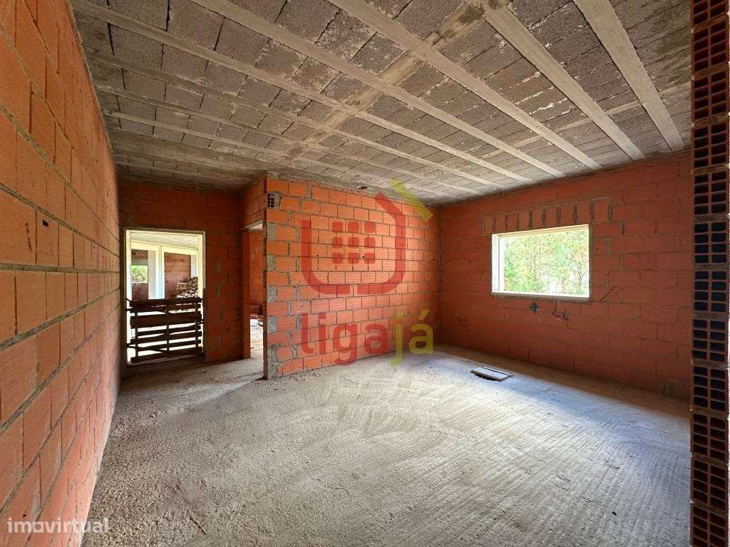 Moradia T6 em construção!-17