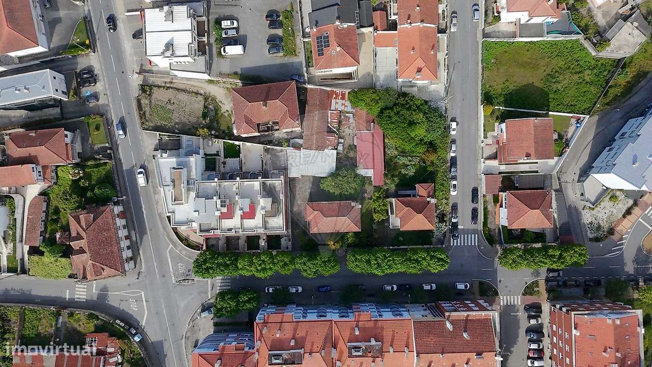 Moradia T8 para venda-12