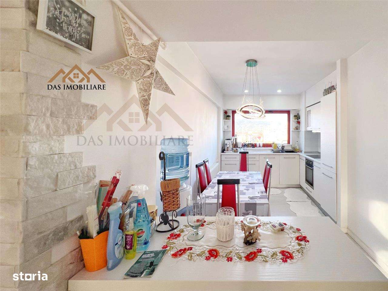 Ultracentral, bld. Unirii apartament  3 camere ,95 mp-13