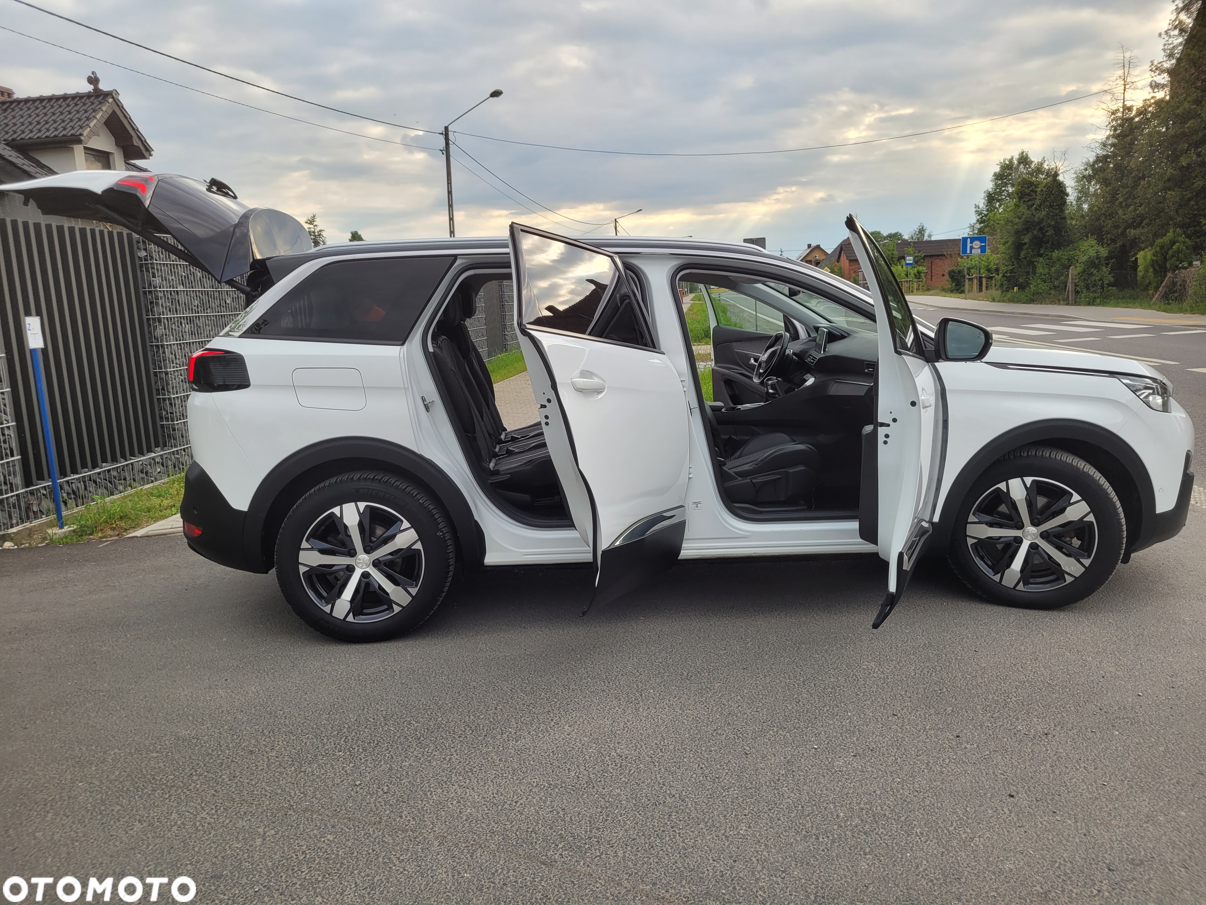 Peugeot 5008 BlueHDI 130 Allure Pack - 14