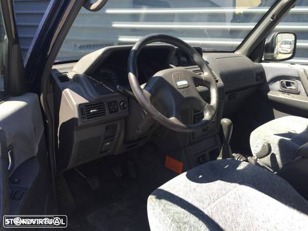 Mitsubishi Pagero 2.8 gls sport de 2000 para peças - 4