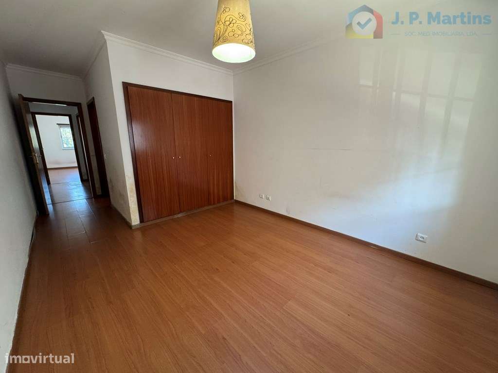 Apartamento T4 c/ varanda, Alto do Seixalinho, Barreiro-23