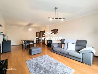 Apartamento T2 para venda em Vilar de Andorinho, VN Gaia