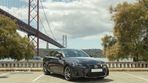 Lexus IS 300H F Sport - 3