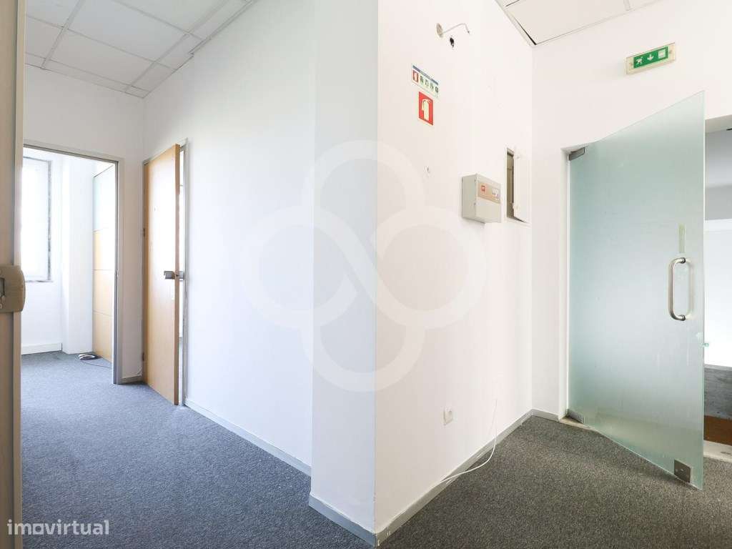 Escritório em Telheiras Localização Estratégica situado em Lisboa - Grande imagem: 2/14