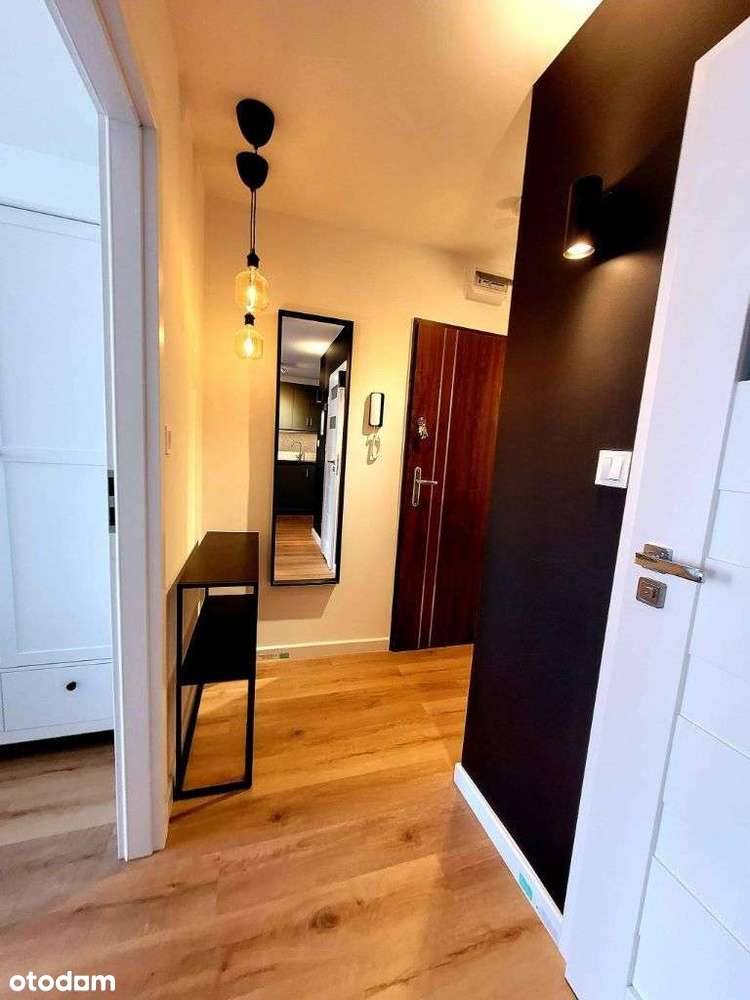 Dwupokojowe mieszkanie z balkonem w centrum miasta - Pełny obrazek: 5/9