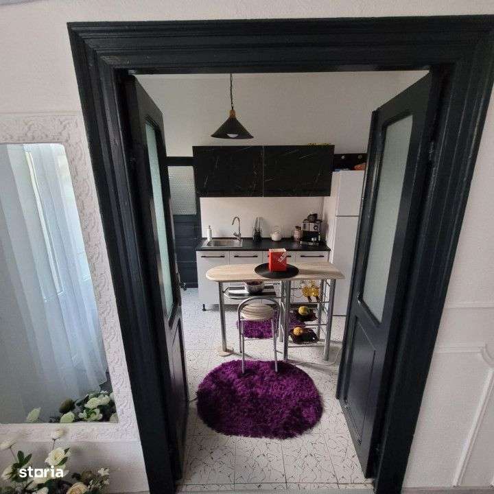 Casa cu 5 camere, zona centrala. - Imagine principală: 4/12