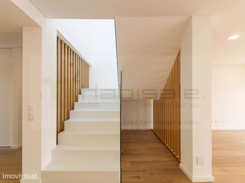 Moradia T4 em condomínio fechado em Loures, com piscina!-25