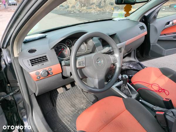 Opel Astra II 1.7 CDTI - 8