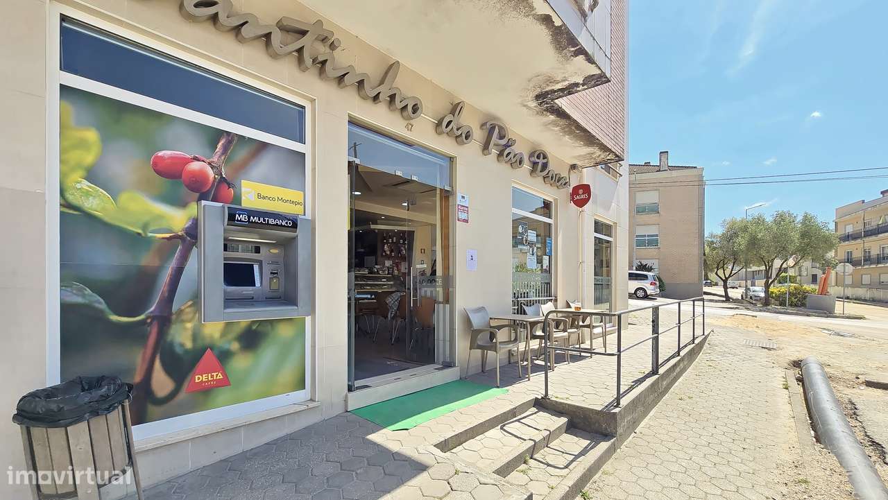 Amplo Espaço Comercial em Sarrazola – Cacia-20
