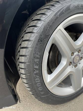 Mercedes-Benz ML 350 BlueTec 4MATIC Aut - 13